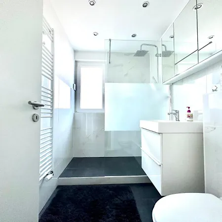 Stilvolles In דירה בון